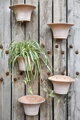 dekorativny hlineny keramicky terakotovy neglazovany kvetinac unglazed natural terracotta flower pot handmade