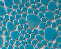 glazované okruhliaky - svetlomodrá craquele mozaika pebbles gresova glazovana mozaika