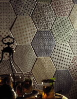 vzorovaná dekoratívna dlažba hexagony
