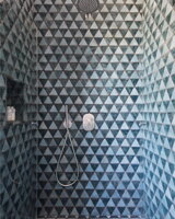 luxusna hand made terakotova dlazba obklad trojuholniky glazovane