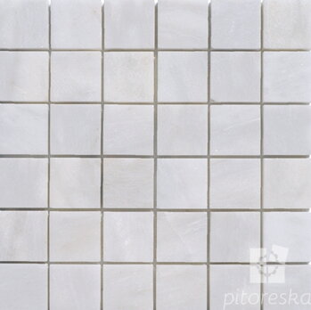 mozaika stvorce lesteny mramor biely prirodny kamen