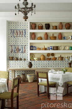 hand painted tiles azulejos