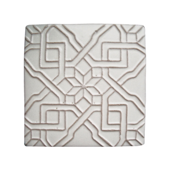 glazed terracotta relief tile graffiti incisi rilievi arabesque