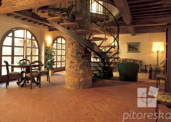 Hand made tuscan terracotta tiles - traditional