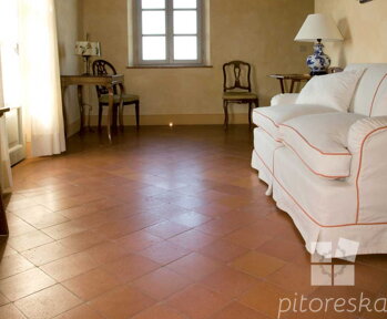 Hand made tuscan terracotta tiles - Medici series